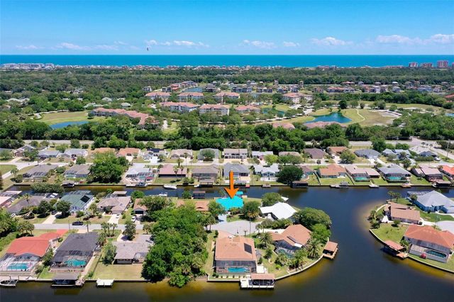 21 CRESCENT COURT S, Palm Coast, FL 32137