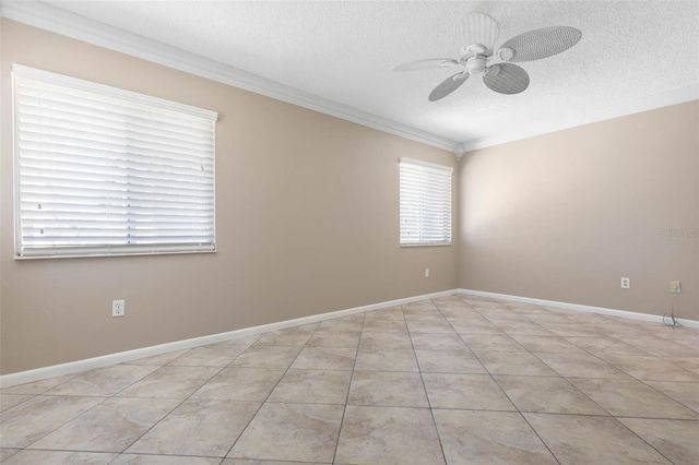 21 CRESCENT COURT S, Palm Coast, FL 32137