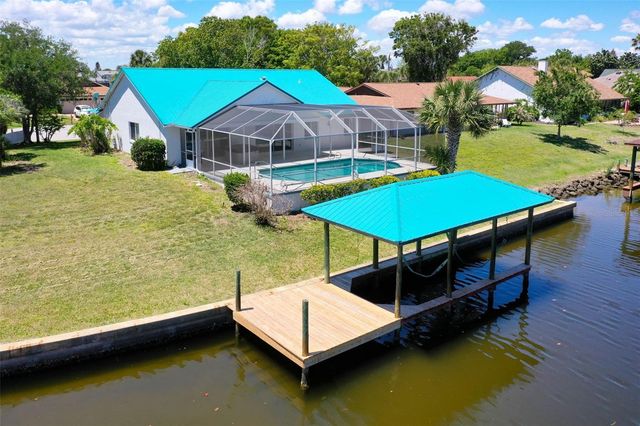 21 CRESCENT COURT S, Palm Coast, FL 32137