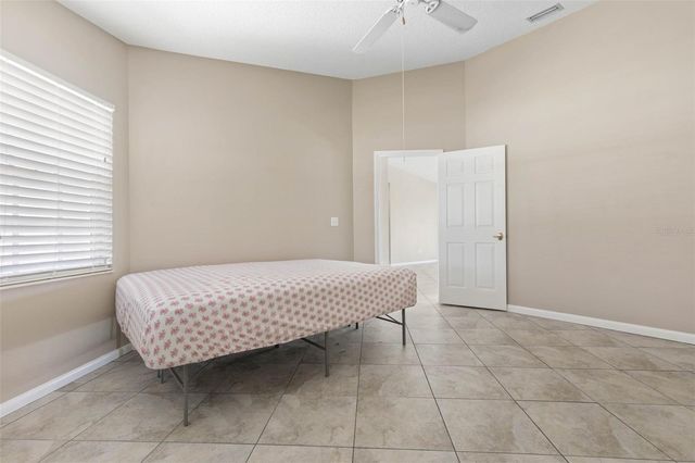 21 CRESCENT COURT S, Palm Coast, FL 32137