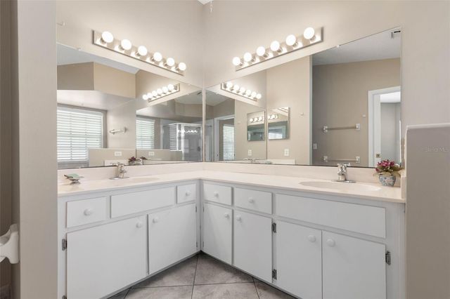 21 CRESCENT COURT S, Palm Coast, FL 32137