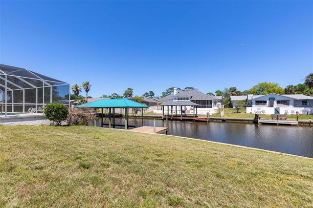 21 CRESCENT COURT S, Palm Coast, FL 32137