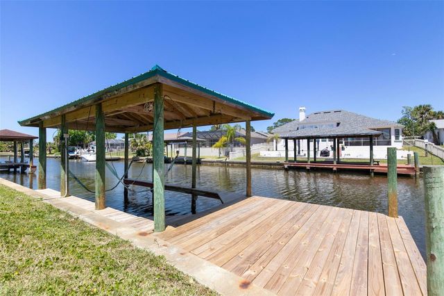 21 CRESCENT COURT S, Palm Coast, FL 32137