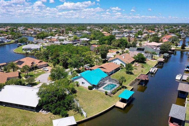 21 CRESCENT COURT S, Palm Coast, FL 32137