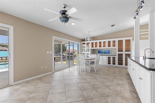 21 CRESCENT COURT S, Palm Coast, FL 32137