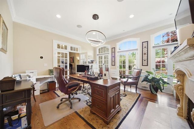 890 Marseilles Drive, Sandy Springs, GA 30327