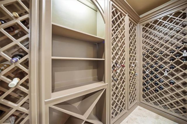 890 Marseilles Drive, Sandy Springs, GA 30327