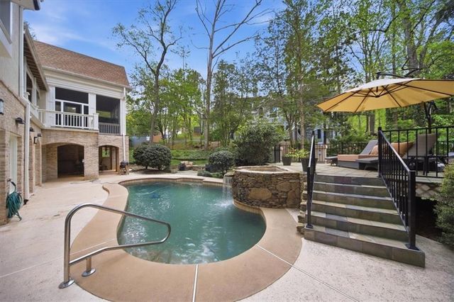 890 Marseilles Drive, Sandy Springs, GA 30327