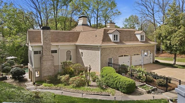 890 Marseilles Drive, Sandy Springs, GA 30327