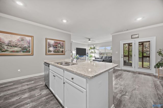 324 Ivyleaf Drive NW, Madison, AL 35757