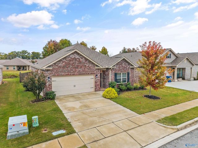 324 Ivyleaf Drive NW, Madison, AL 35757