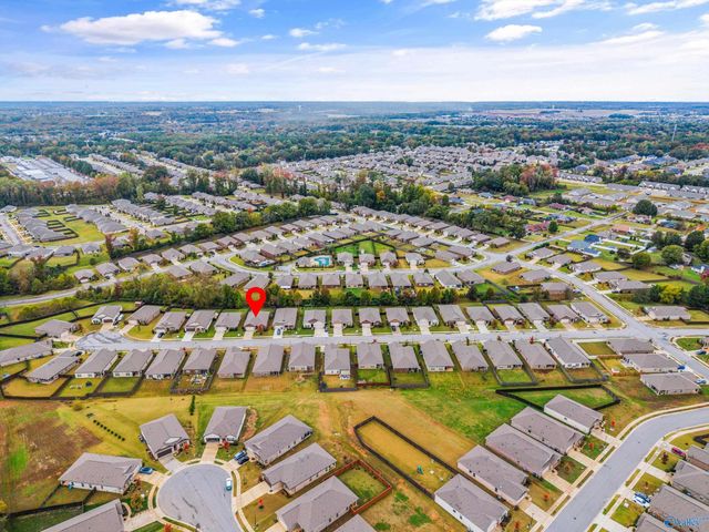 324 Ivyleaf Drive NW, Madison, AL 35757