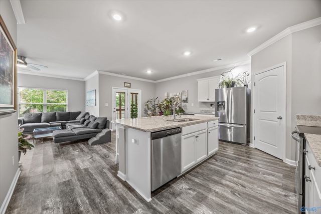 324 Ivyleaf Drive NW, Madison, AL 35757