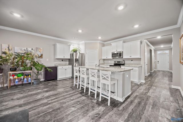 324 Ivyleaf Drive NW, Madison, AL 35757