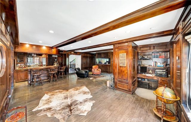 5441 Calvin Avenue, Tarzana, CA 91356