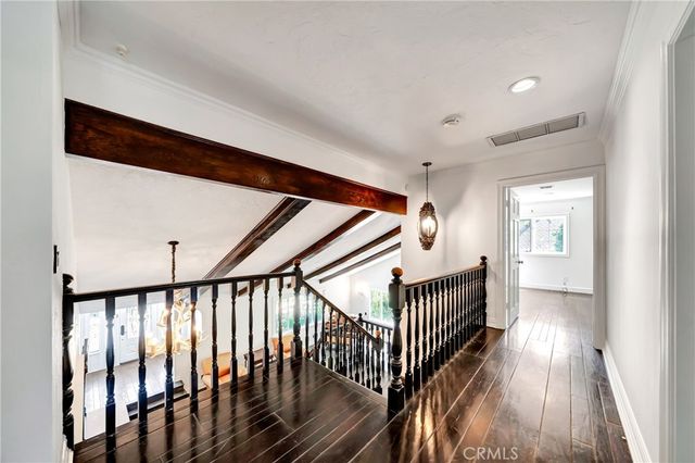 5441 Calvin Avenue, Tarzana, CA 91356