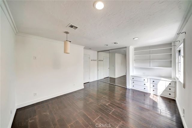 5441 Calvin Avenue, Tarzana, CA 91356