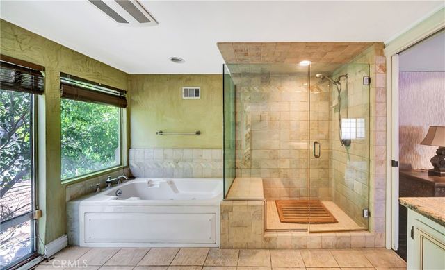 5441 Calvin Avenue, Tarzana, CA 91356