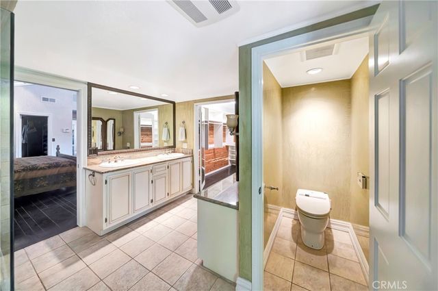 5441 Calvin Avenue, Tarzana, CA 91356