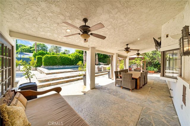 5441 Calvin Avenue, Tarzana, CA 91356