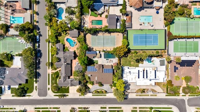 5441 Calvin Avenue, Tarzana, CA 91356