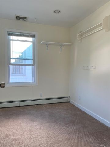 18 Temple Street 2, Williston Park, NY 11596