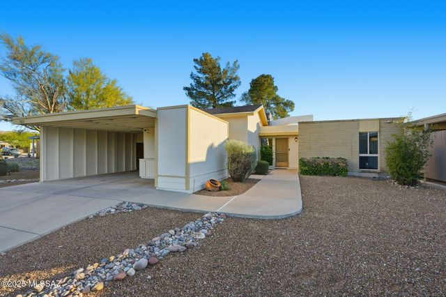 9812 E Skyview Drive, Tucson, AZ 85748