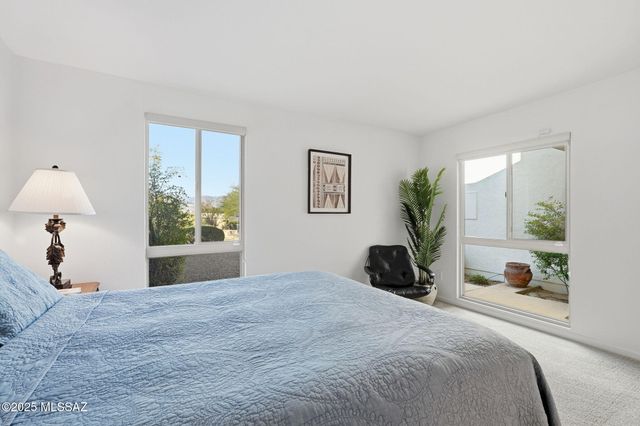 9812 E Skyview Drive, Tucson, AZ 85748