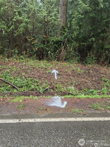 3 Illahee Road NE, Bremerton, WA 98311