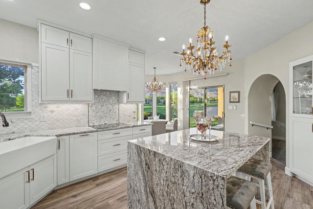 10037 Barrinson NE, Albuquerque, NM 87111