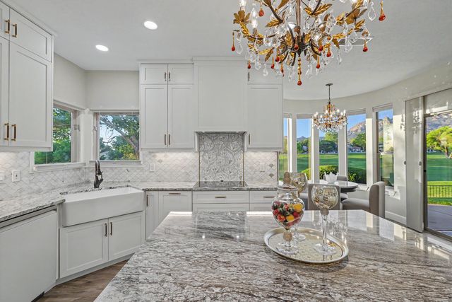 10037 Barrinson NE, Albuquerque, NM 87111