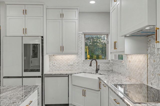 10037 Barrinson NE, Albuquerque, NM 87111
