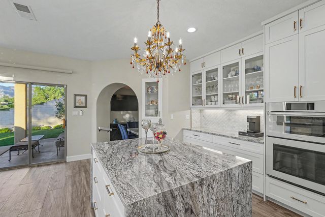 10037 Barrinson NE, Albuquerque, NM 87111