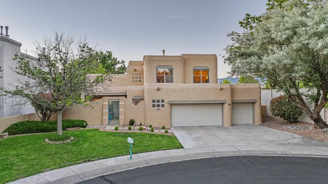 10037 Barrinson NE, Albuquerque, NM 87111