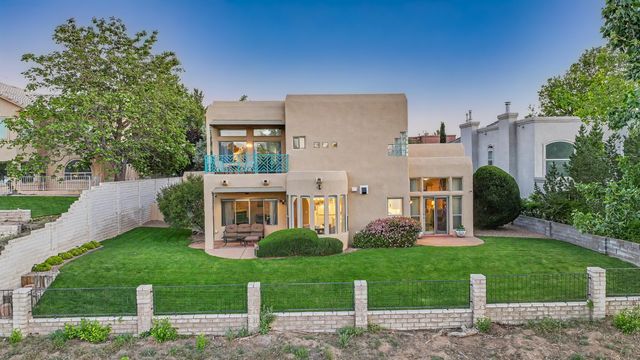 10037 Barrinson NE, Albuquerque, NM 87111