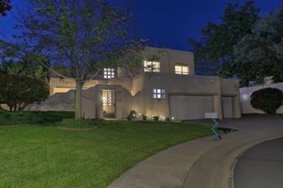 10037 Barrinson NE, Albuquerque, NM 87111