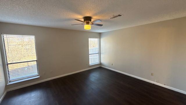 4420 Flamingo Way, Mesquite, TX 75150