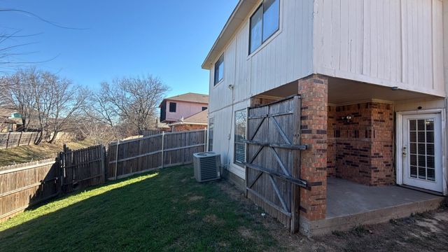 4420 Flamingo Way, Mesquite, TX 75150