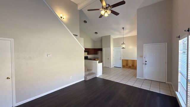 4420 Flamingo Way, Mesquite, TX 75150