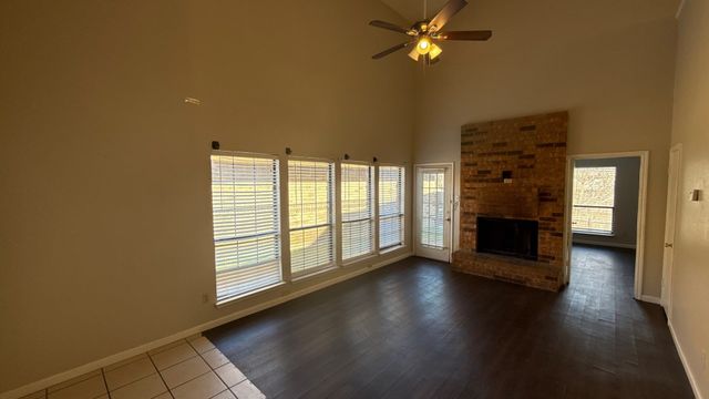 4420 Flamingo Way, Mesquite, TX 75150