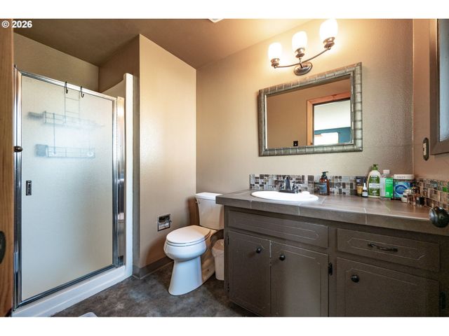 6813 Ne 62ND Ct, Vancouver, WA 98661