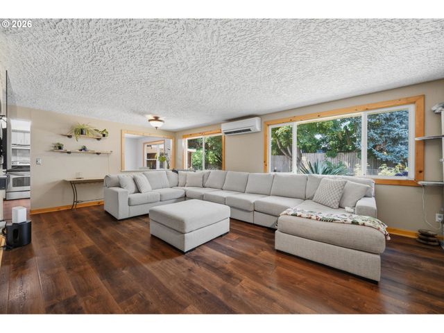 6813 Ne 62ND Ct, Vancouver, WA 98661
