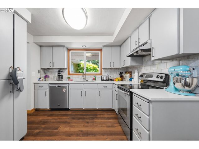 6813 Ne 62ND Ct, Vancouver, WA 98661