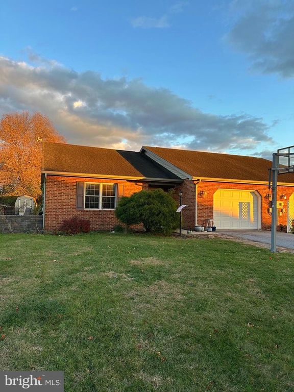 11498 NICOLE DRIVE, Greencastle, PA 17225