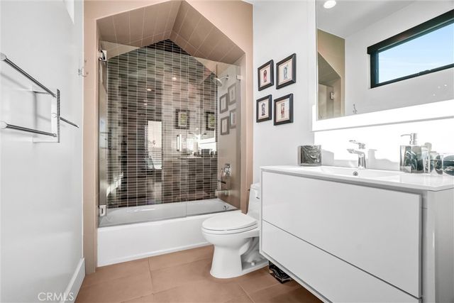 221 Attica, Long Beach, CA 90803