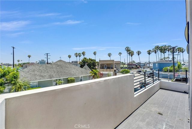 221 Attica, Long Beach, CA 90803