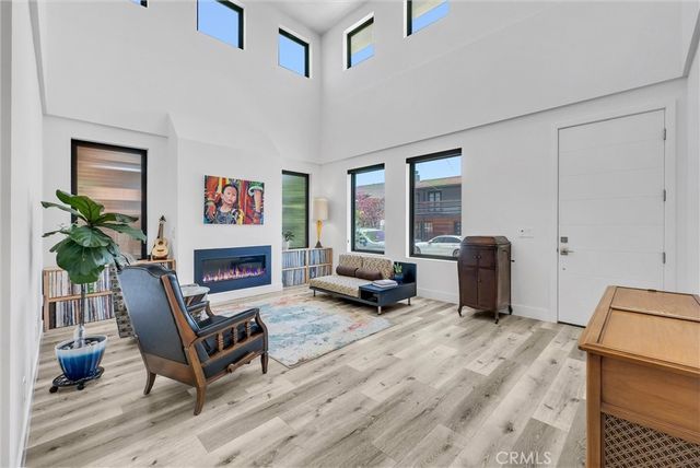 221 Attica, Long Beach, CA 90803