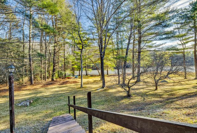 93 Furnace Avenue Apt. N13, Stafford, CT 06076