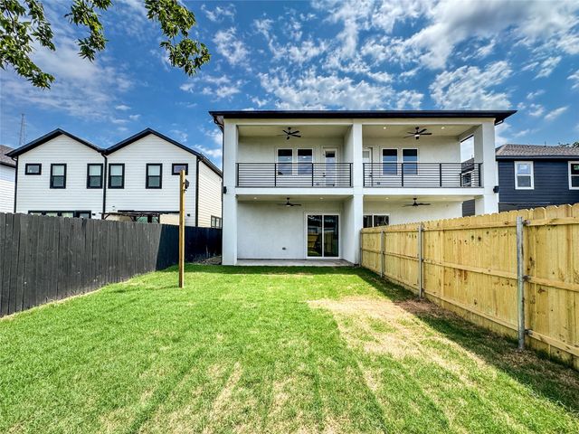 2417 Merlin Street, Dallas, TX 75215