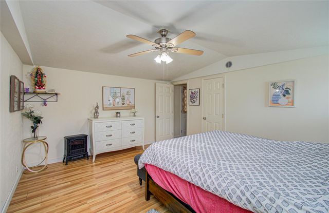 36 W Old Field Drive, Huffman, TX 77336